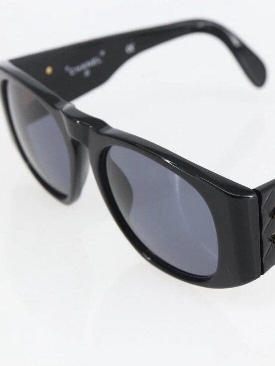 CHANEL Sunglasses plastic Black CC Auth 156144